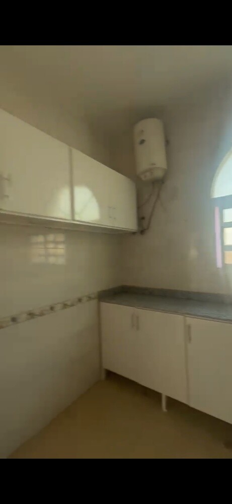 فلا أجار ٧٥٠٠ - 24