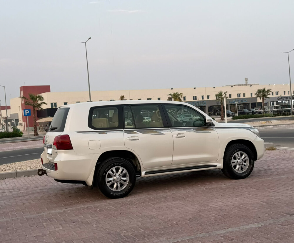 Toyota GX (6-cylinder) 2015 - 2
