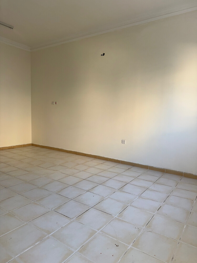 family apartment in Madinath Khalif - 5