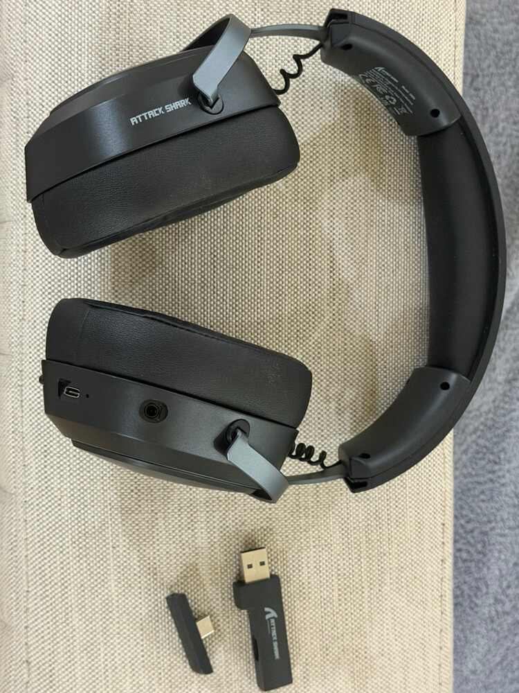 attack, shark headphones gaming - 1