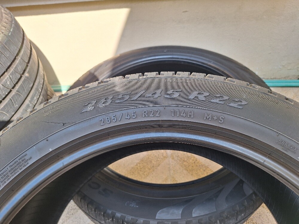 285/45 R 22 - 3
