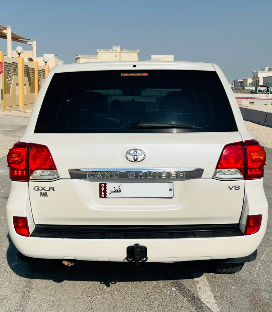 Toyota gxr v8 2013  - 5