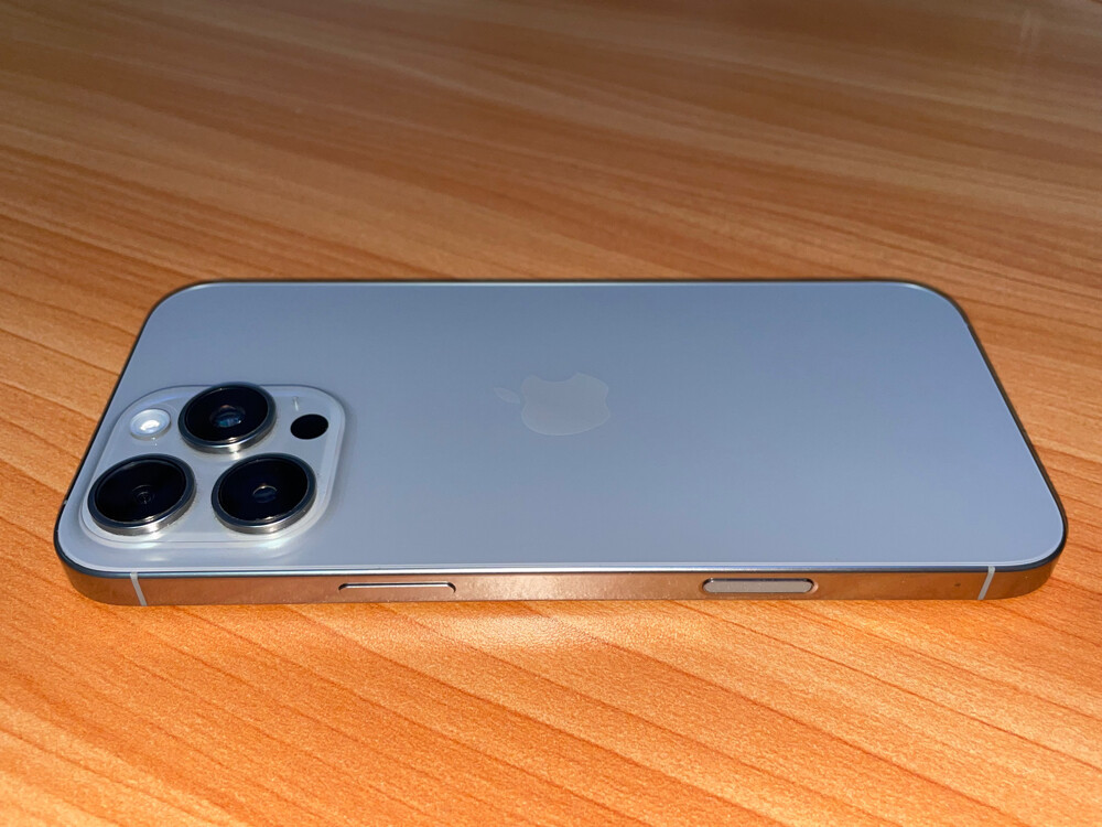 iPhone 16 Pro Max, Natural Titanium - 2