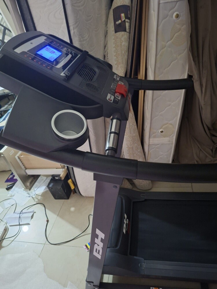 جهاز ركض بي اتش بحالة ممتازة - 8