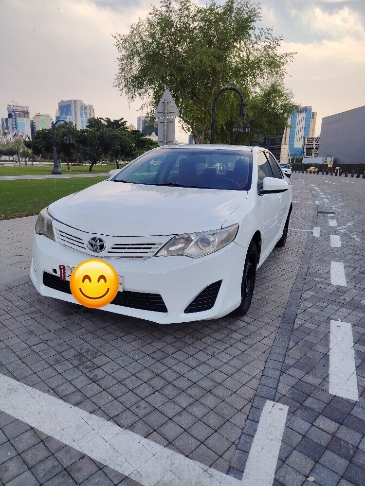 camry 2014 very clean - 3
