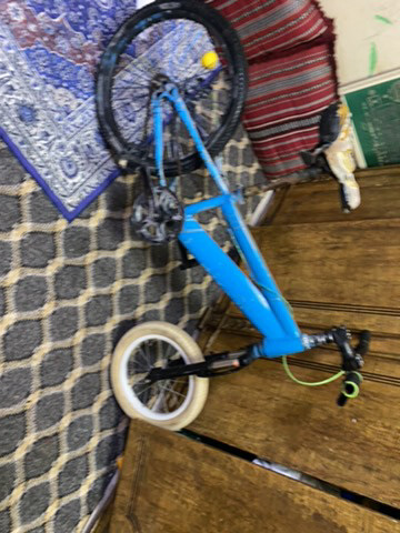 entire free, backside, tires free - 1