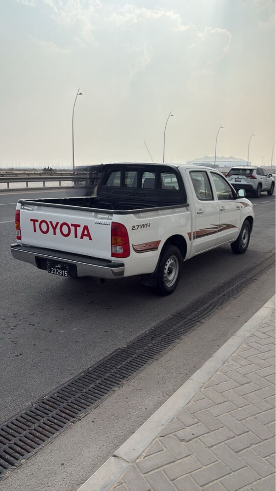 Toyota Hilux Vigo 2.7 VVT-i Petrol  - 2