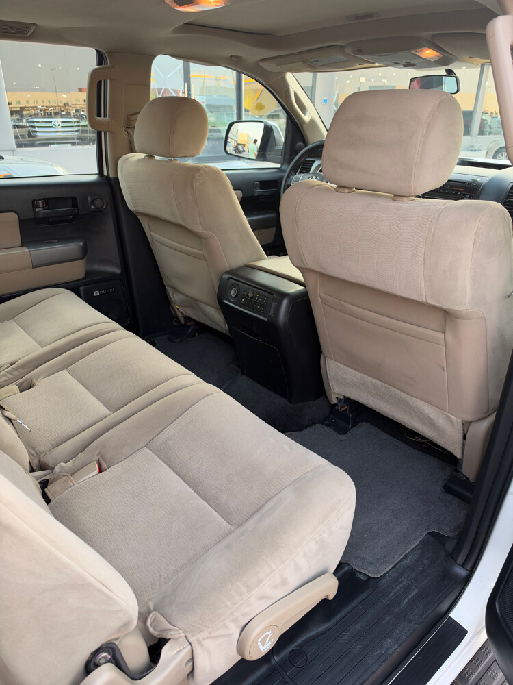 Toyota Sequoia 2014 SR5 - 10