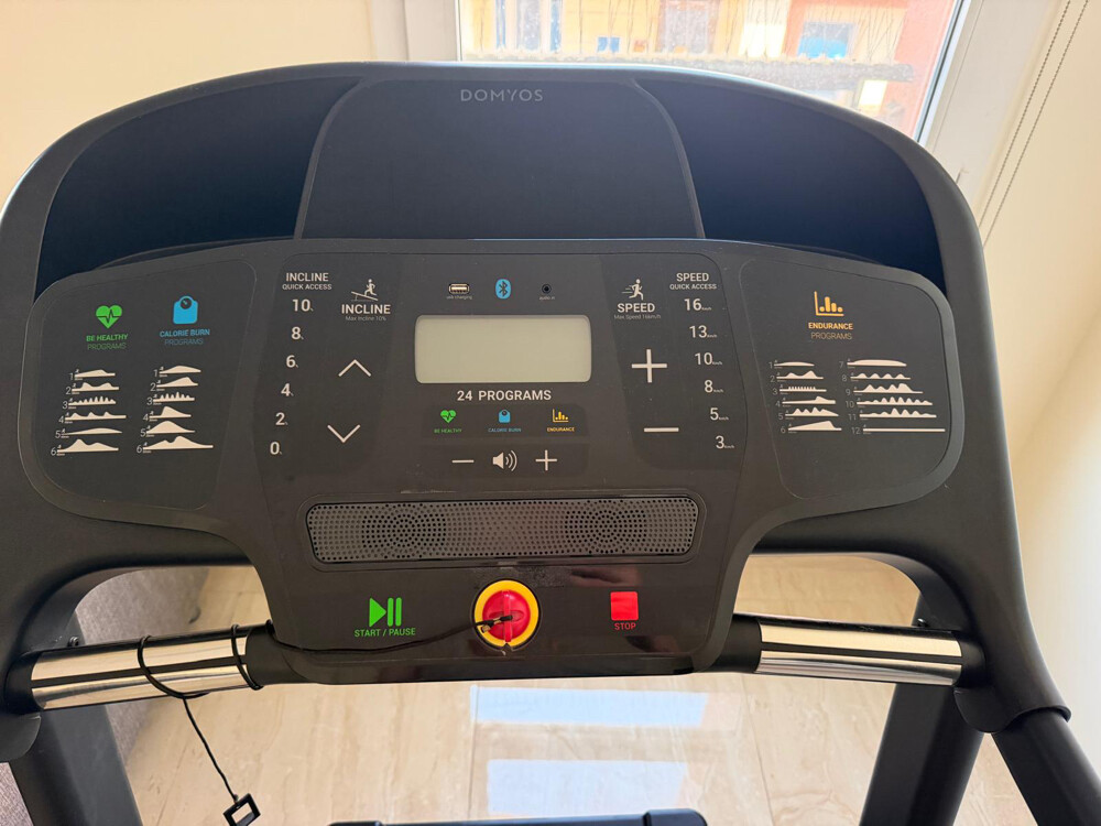Decathlone treadmill  - 4