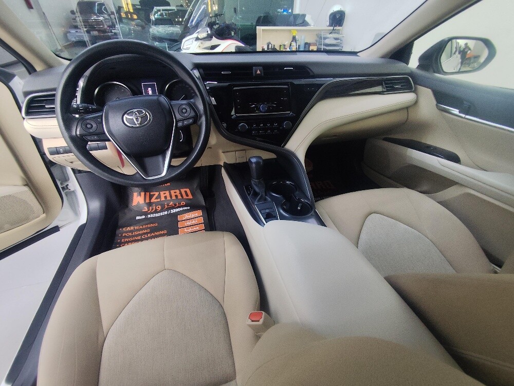 Toyota Camry 2020 - 4