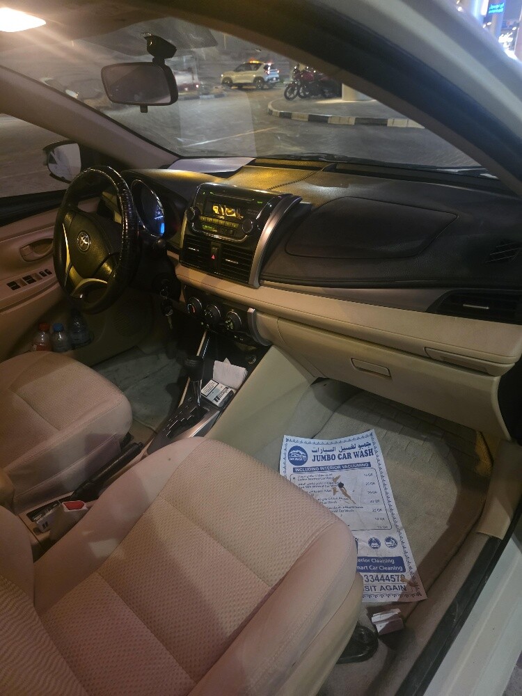 Toyota yaris 2015 - 3