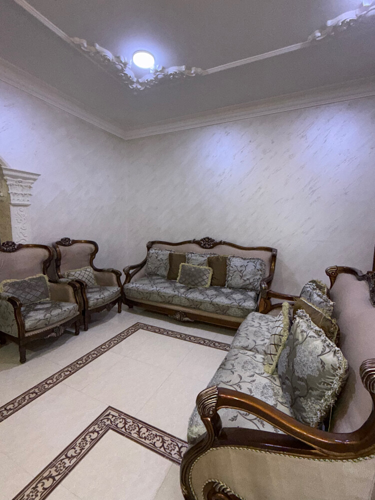 Sofas and individual chairs  - 1
