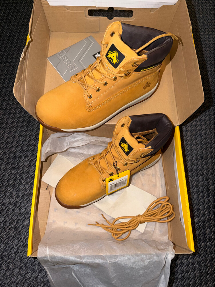 New Amblers Safety boots size 44 - 1
