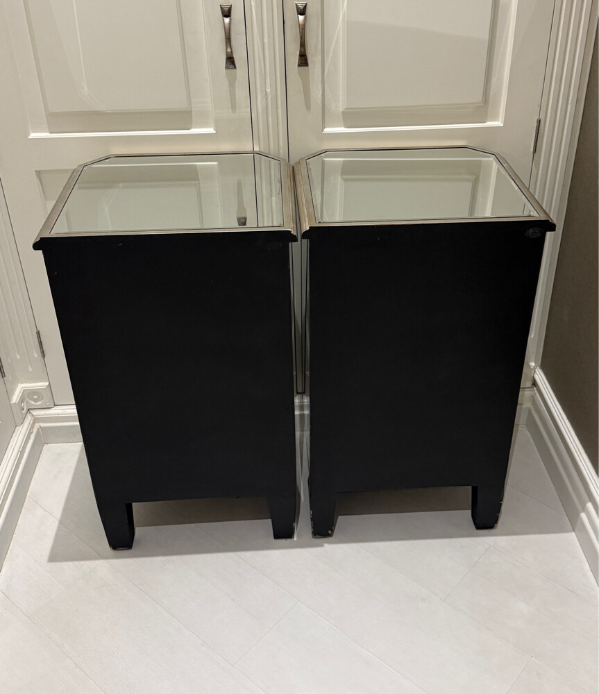 Silver mirrored bedside tables - 9