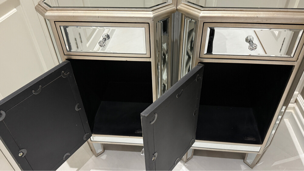 Silver mirrored bedside tables - 8