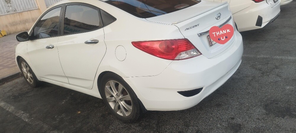 Hyundai accent 2014 - 3