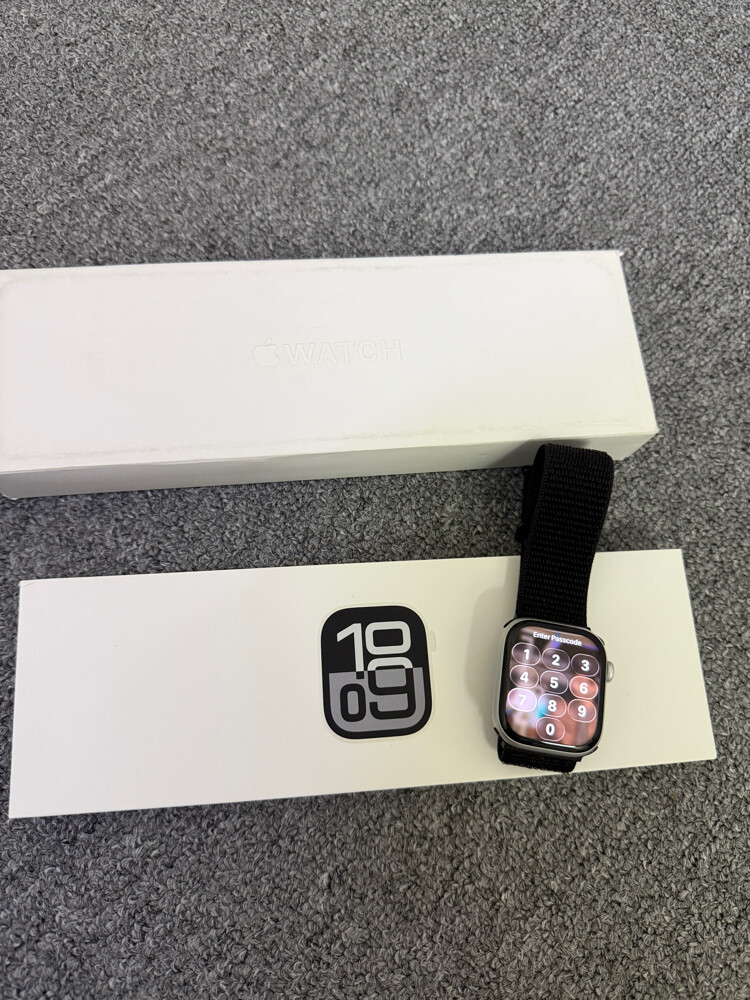 Apple Watch Series 10 42 Smartwatch - 1