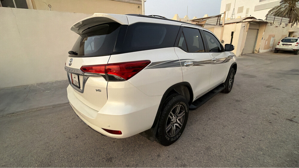 Toyota Fortuner 2016 - 11