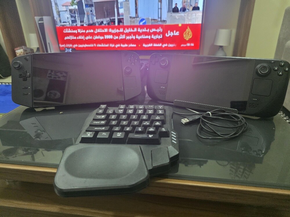 Steam Deck – 500GB storage.
Lenovo - 8