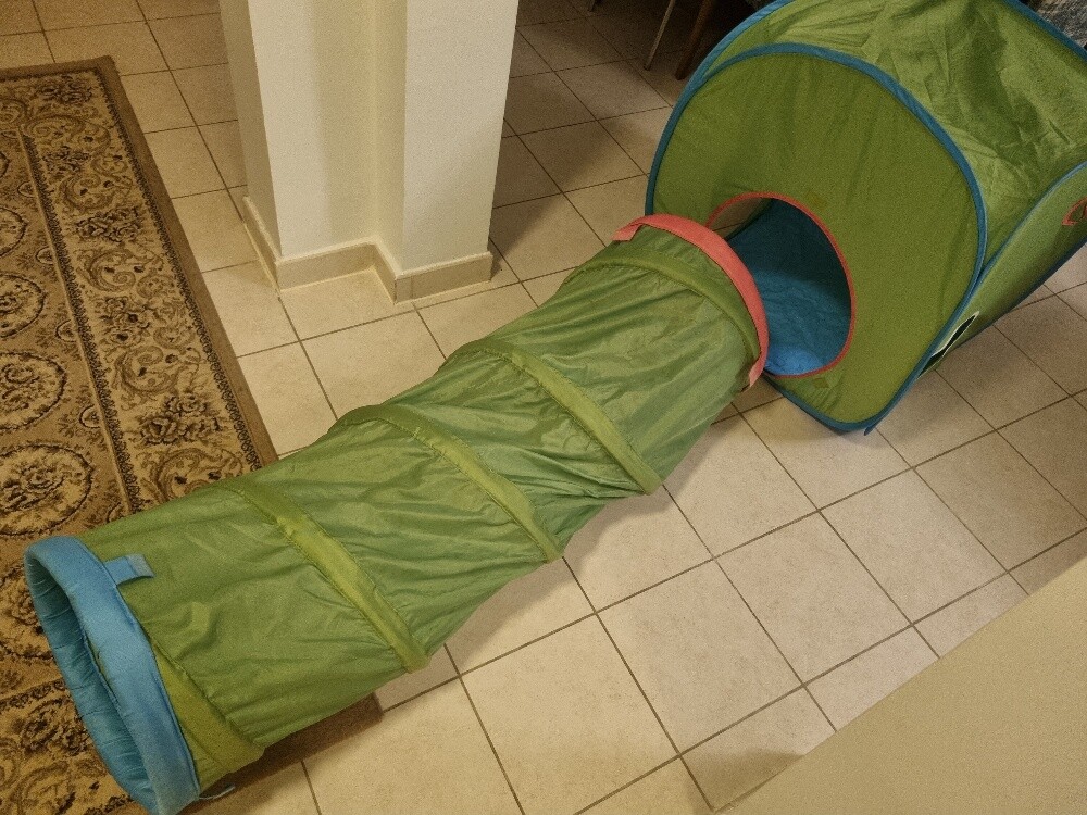 Kids ikea tent and tunnel - 2