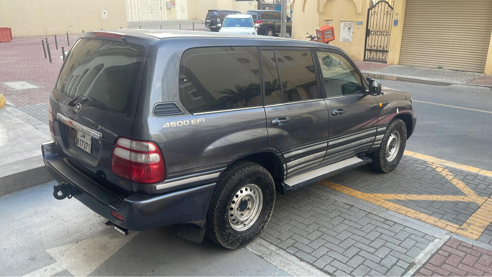 لاندكروزر - 2