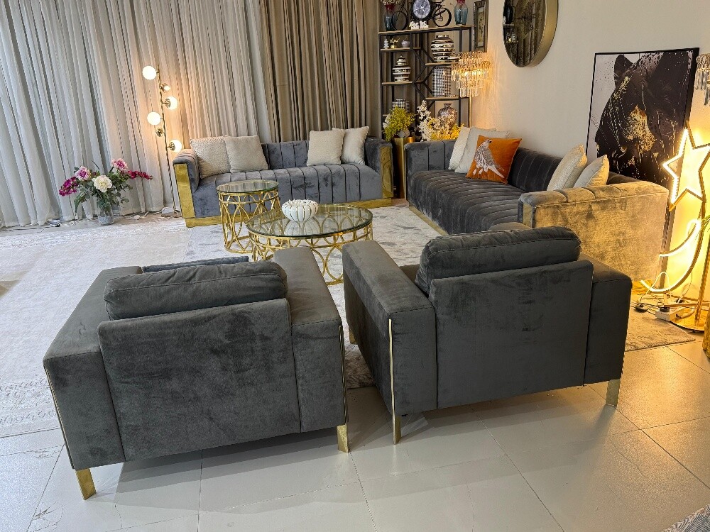 Home R Us brand sofa set fro sale - 9