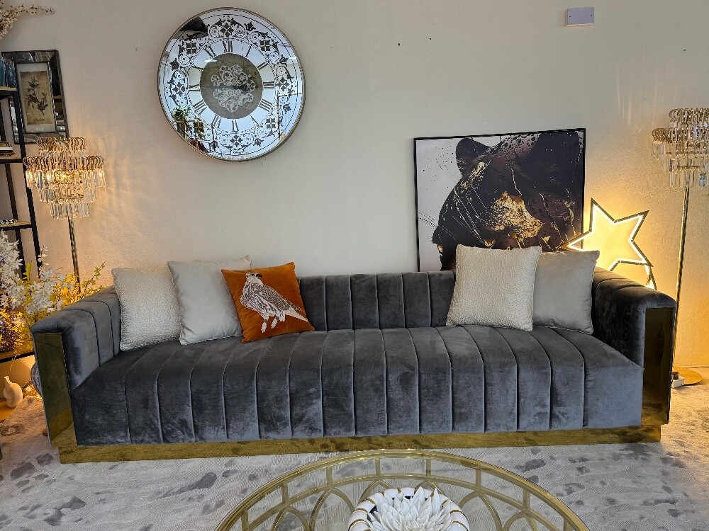 Home R Us brand sofa set fro sale - 10