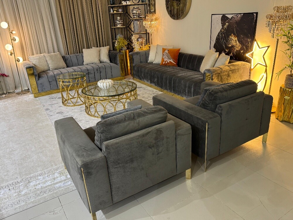 Home R Us brand sofa set fro sale - 4