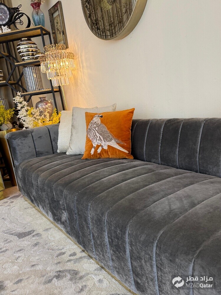 Home r Us brand sofa set for sell - 9