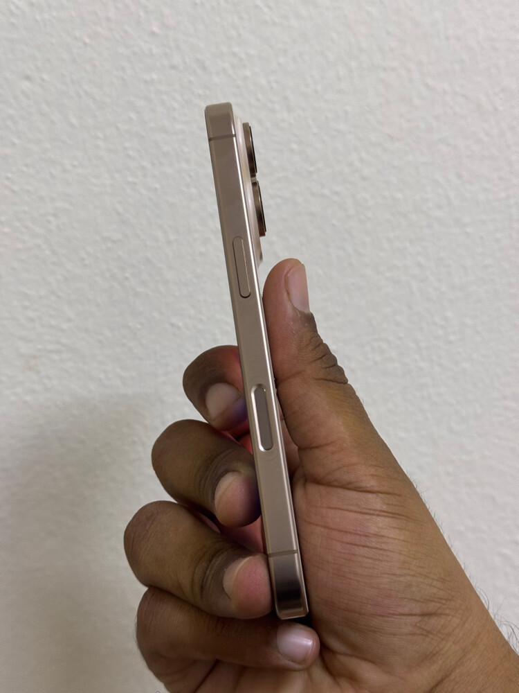 Iphone 16 Pro 128GB - 2