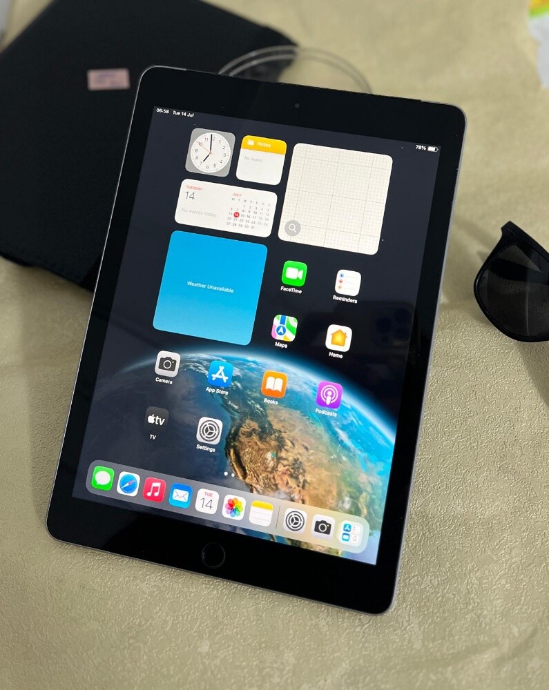 iPad -6th Gen/32b/WiF - 5