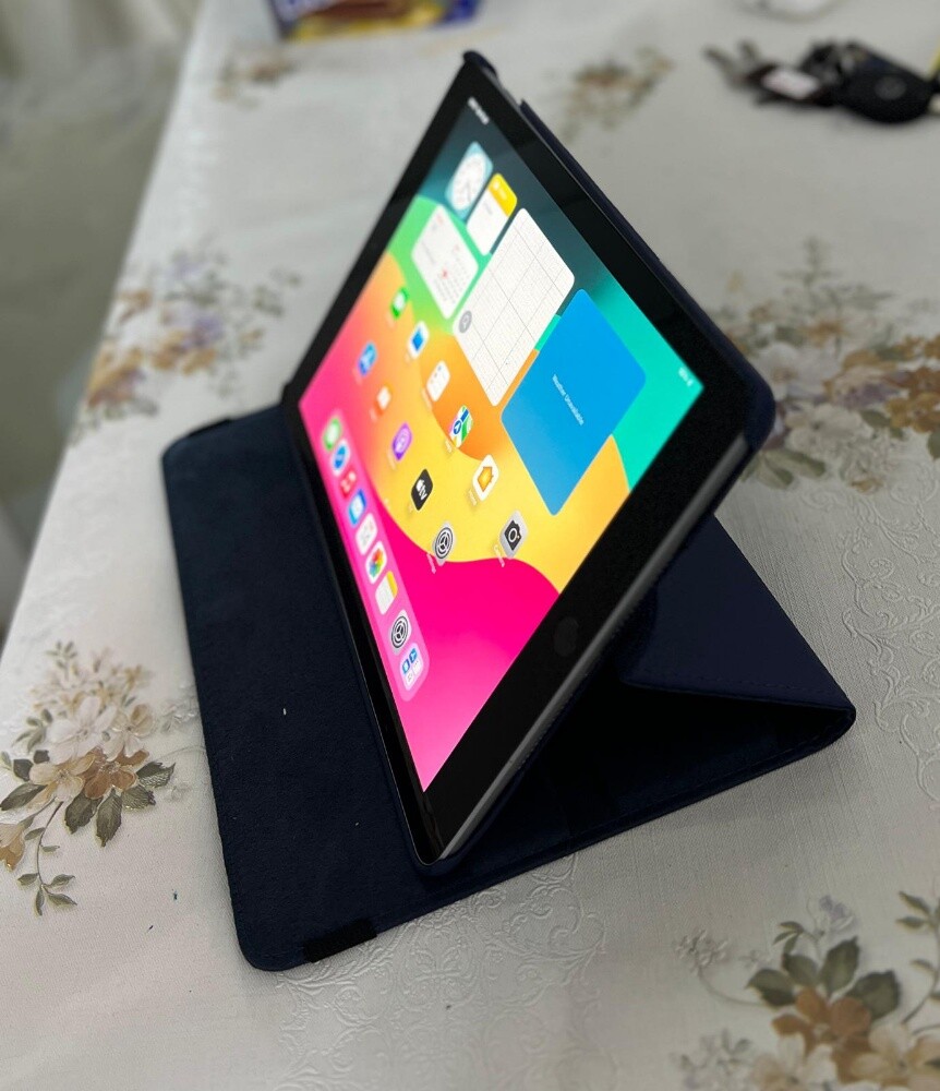 iPad -6th Gen/32b/WiF - 4
