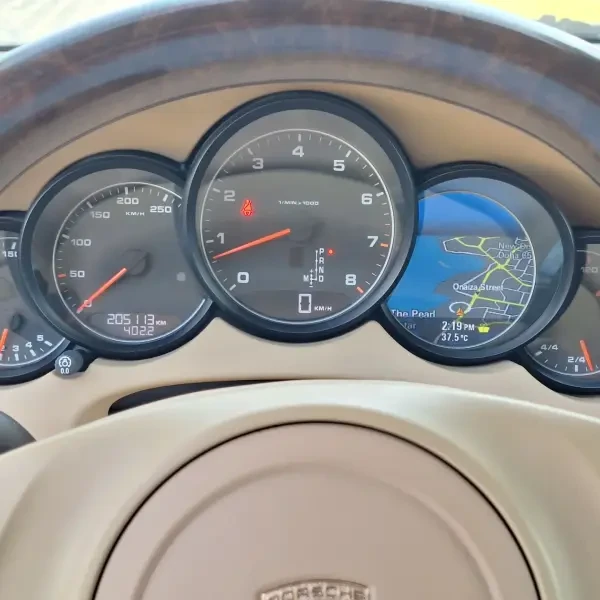 PORSCHE CAYENNE S - 11