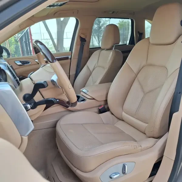 PORSCHE CAYENNE S - 6