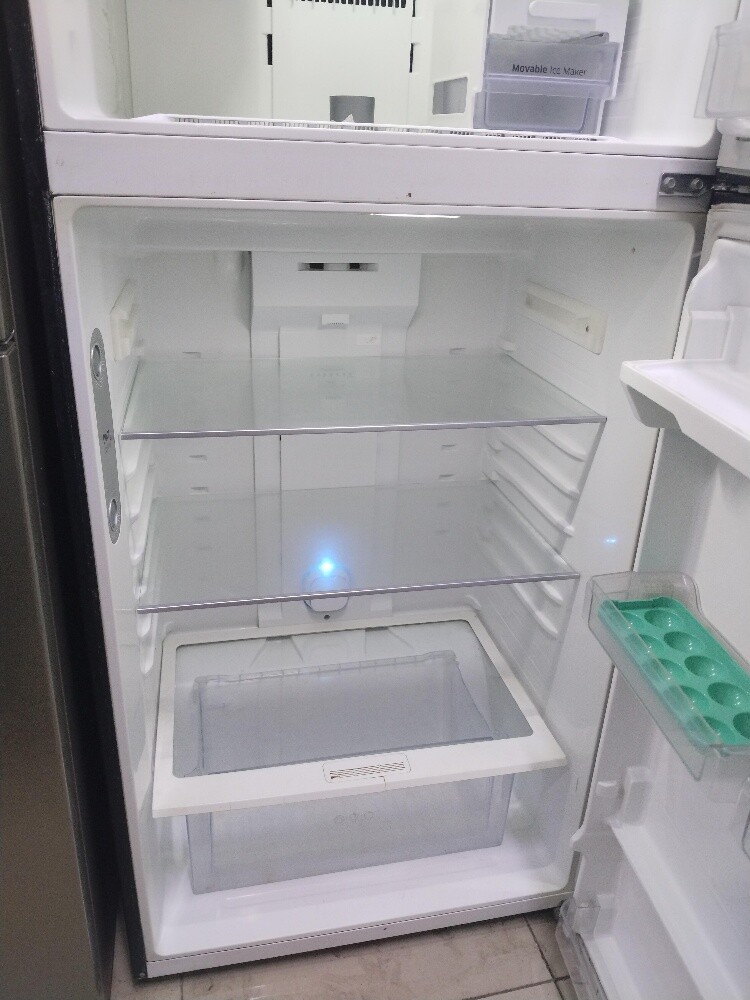 Lg refrigerator excellent condition - 6