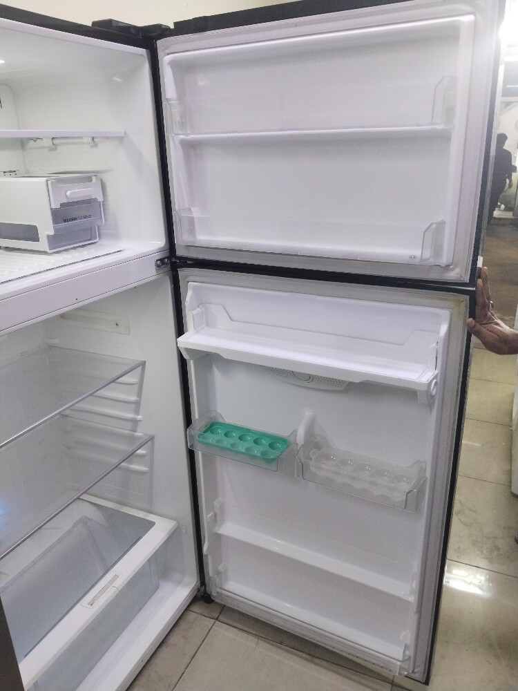 Lg refrigerator excellent condition - 4