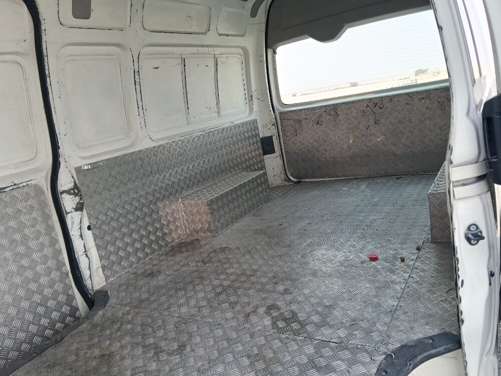 Toyota hich delivery van high roof - 8