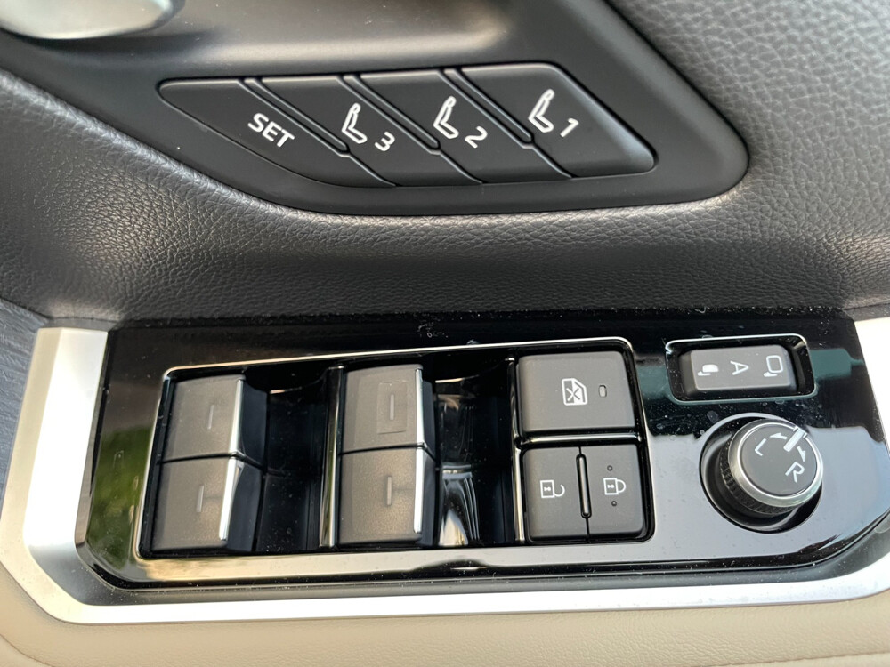 Toyota Land Cruiser 2026 VXR Twin T - 12