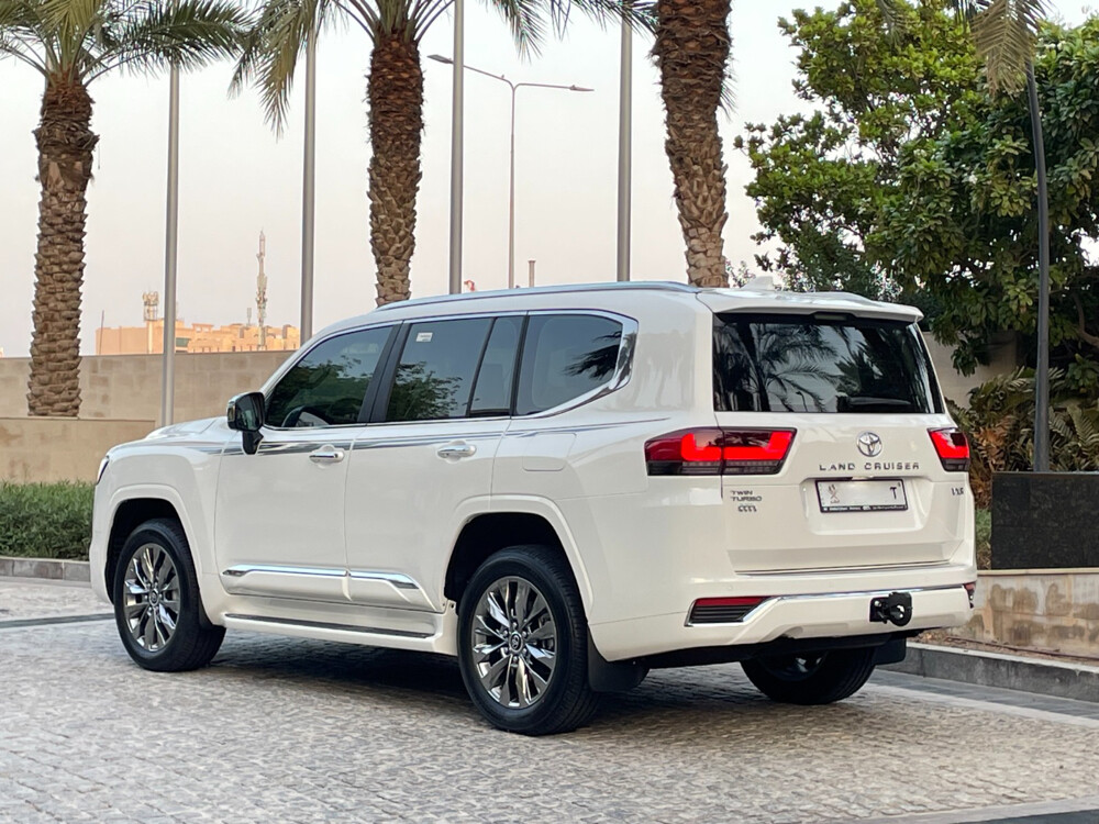 Toyota Land Cruiser 2026 VXR Twin T - 5