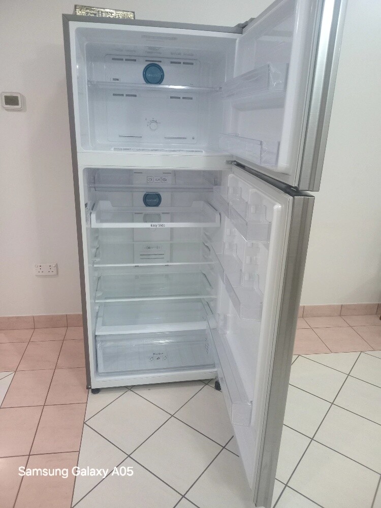 refrigerator - 4