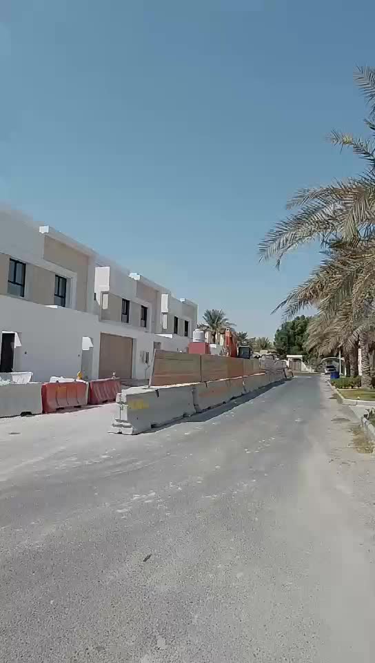 الدحيل للبيع فيلا تشطيب مودرن - 1