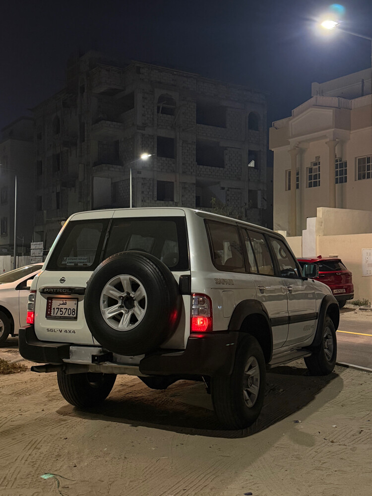 نيسان - 3