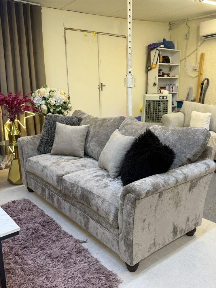 Homecenter 7 seat sofa for sale. - 2