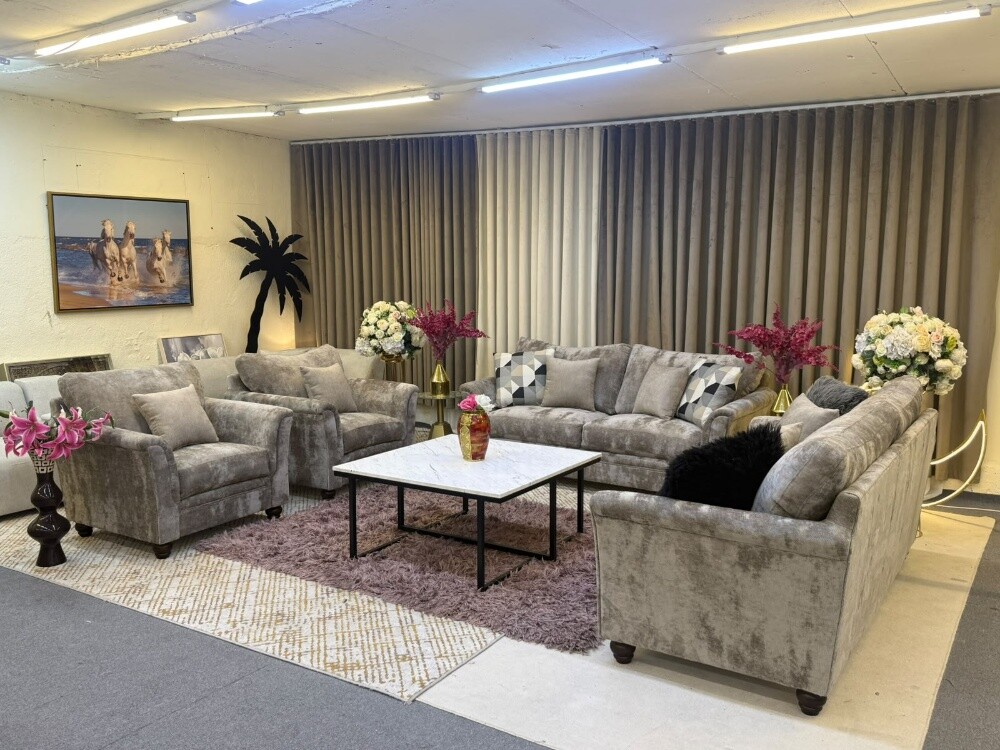Homecenter 7 seat sofa for sale. - 6