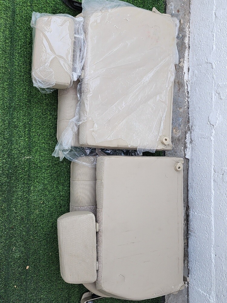 Toyota Land Cruiser Back Seats - 4