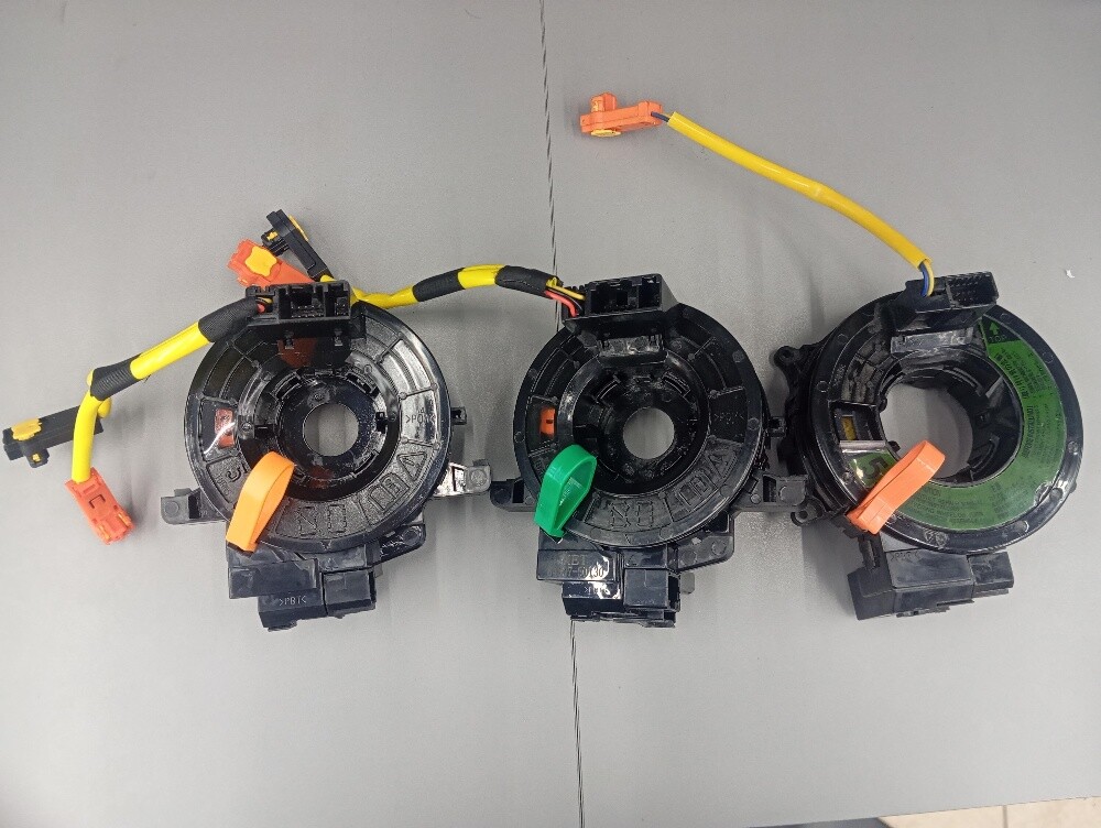clock springs for LC LX N patrol - 1