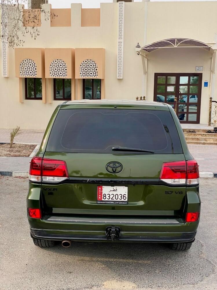 land cruiser vxr v8 - 5