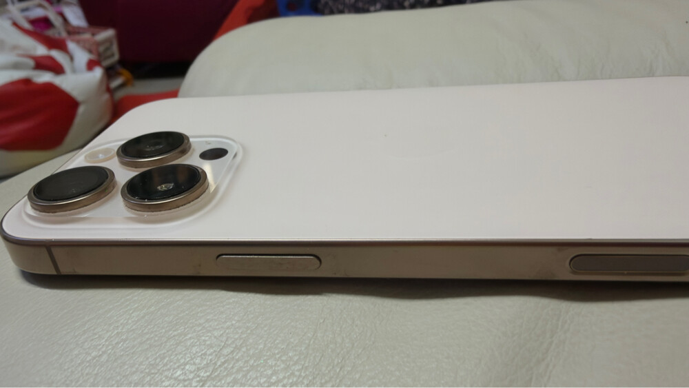 IPhone 16 pro Max desert titanium - 3