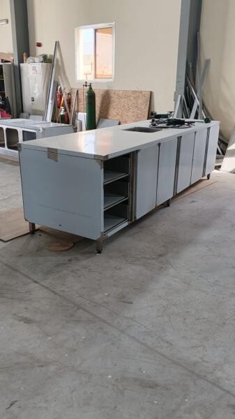 base cabinet - 8