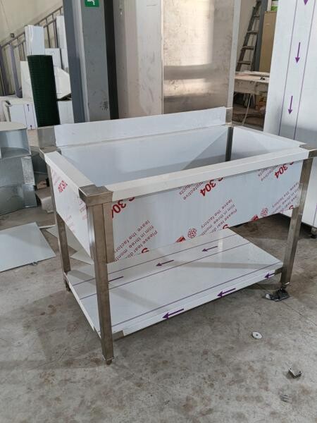 base cabinet - 1